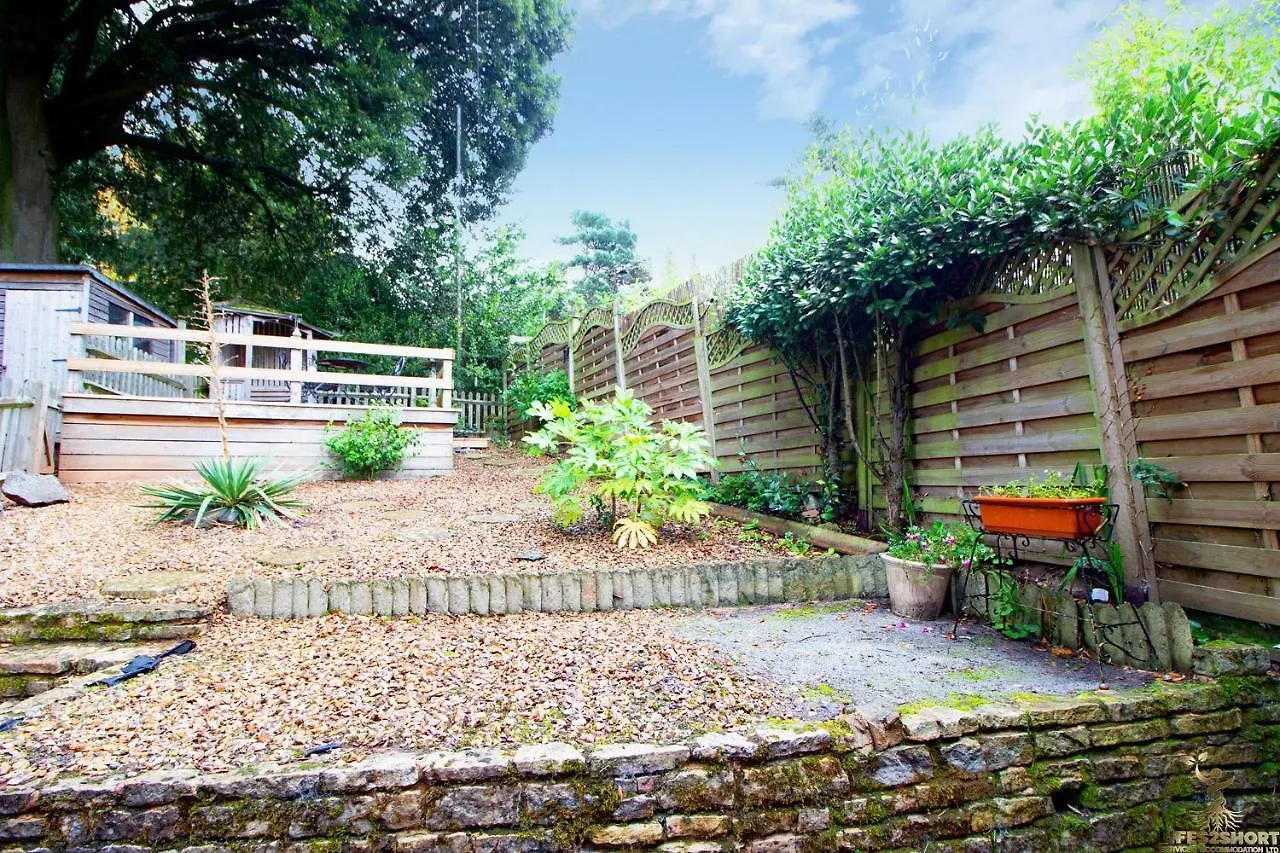 Station Lodge Close To City Centre With Parking Exeter 0*,  Birleşik Krallık